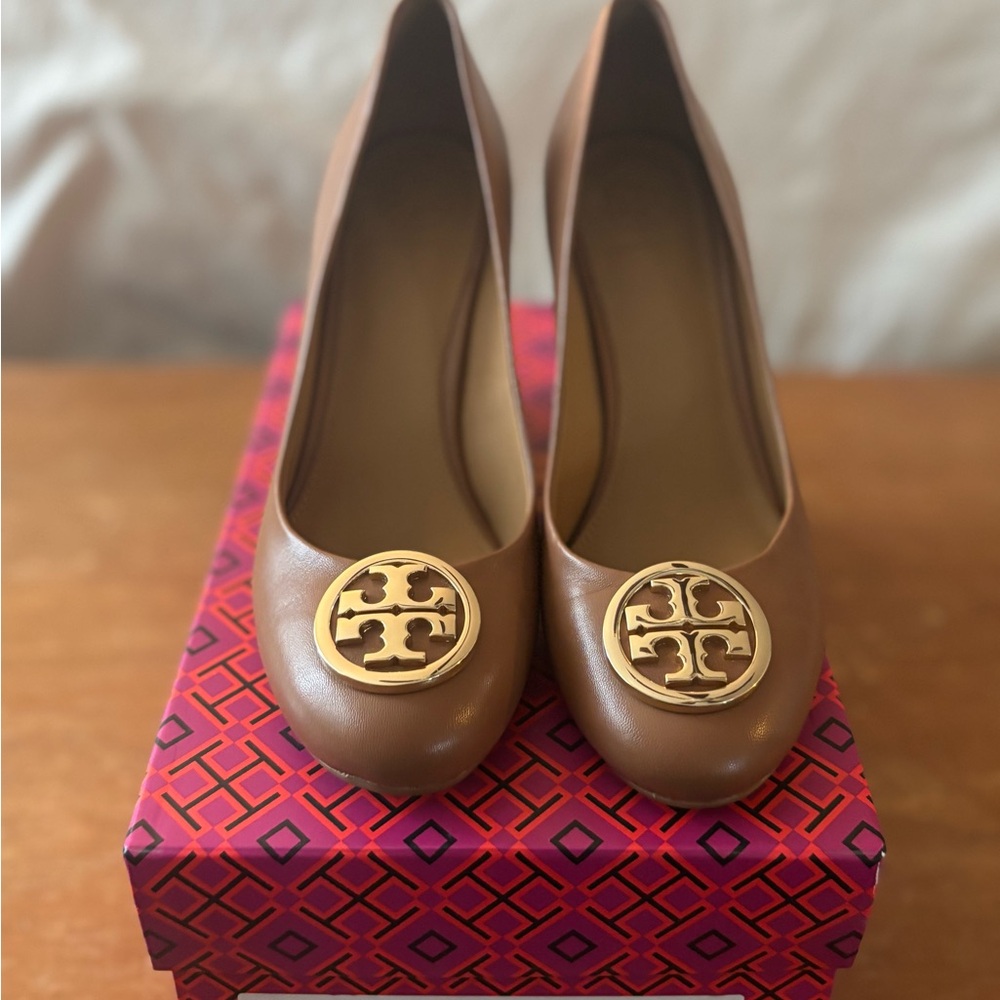 Tory Burch Brown Leather Heels with Gold Logo
